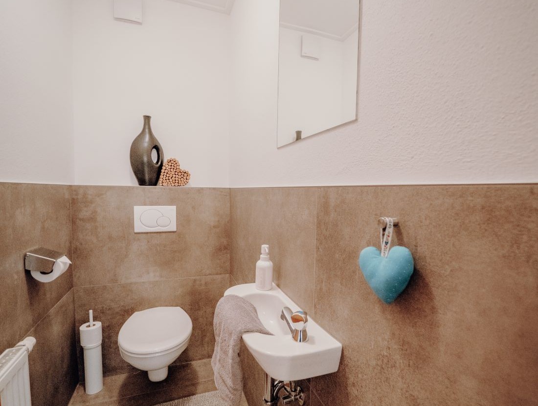 WC extra